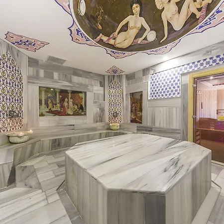 The Qasr Bodrum Halal & Gundogan (Bodrum)