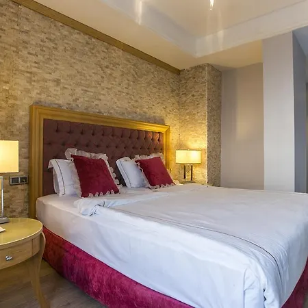 The Qasr Bodrum Halal & Resort *